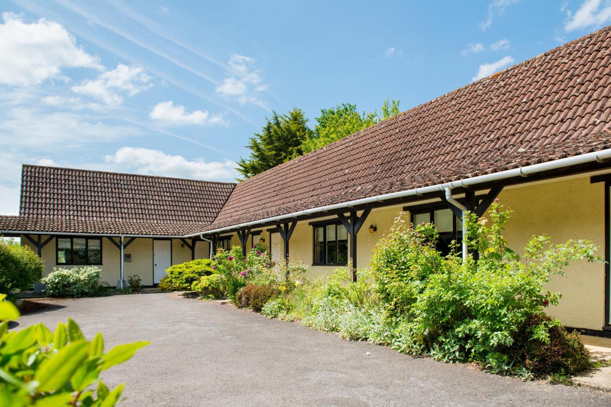 Cricklade House Hotel, Sure Hotel Collection By Best Western Exterior foto